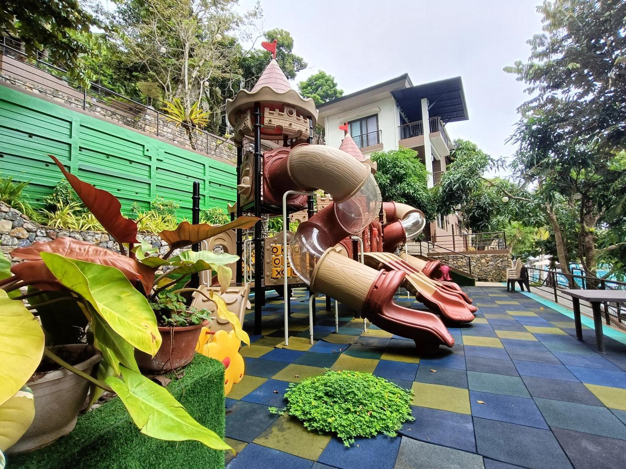 Mist Mountain Resort Powered By Cocotel Cebu Exteriér fotografie