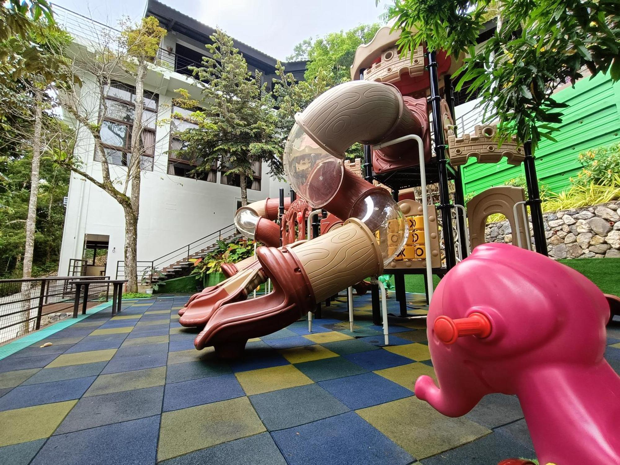 Mist Mountain Resort Powered By Cocotel Cebu Exteriér fotografie